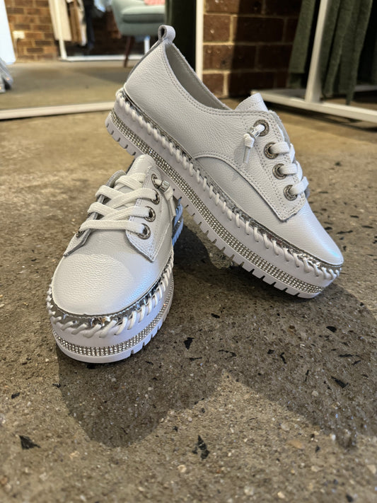 Susan Sneakers - White